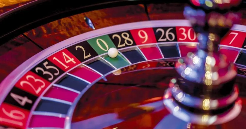 Khám Phá Thế Giới Giải Trí Tại Bet69: Đá Gà Trực Tiếp và Xì Tố Online